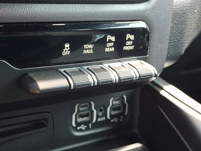 Used 2019 RAM 1500 Big Horn AWD/4WD image 26