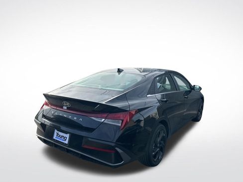 New 2026 Hyundai Elantra SEL Sport Premium FWD image 6