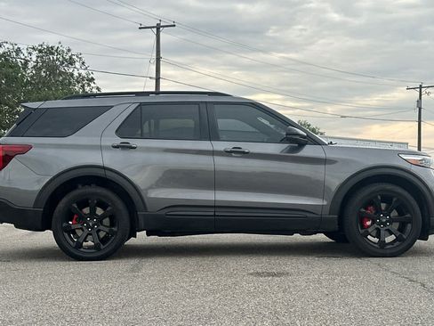 Certified 2023 Ford Explorer ST w/ Equipment Group 401A AWD/4WD image 8