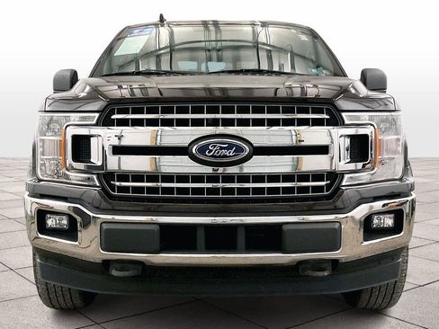 Used 2018 Ford F150 XLT w/ Equipment Group 302A Luxury image 3