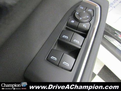 Certified 2025 Chevrolet Silverado 1500 LTZ image 27