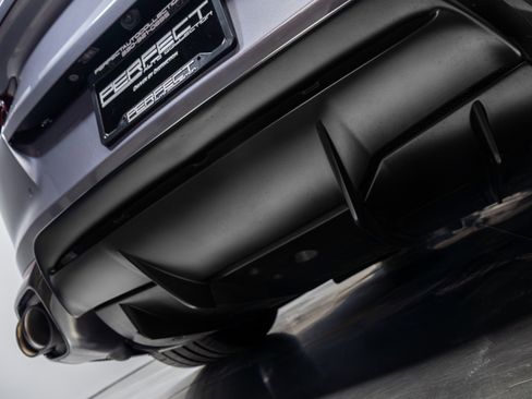 Used 2021 Ferrari 812 GTS image 48