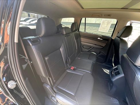 Certified 2023 Volkswagen Atlas SE w/ Panoramic Sunroof Package FWD image 26