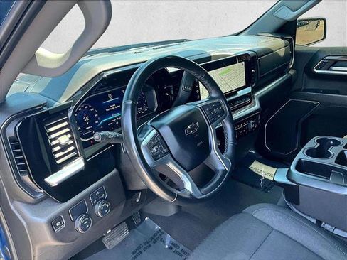 Used 2024 Chevrolet Silverado 1500 LT RWD image 14