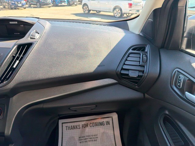 Used 2017 Ford Escape SE w/ SE Cold Weather Package AWD/4WD image 21