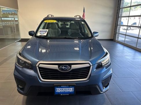 Used 2021 Subaru Forester Premium AWD/4WD image 36