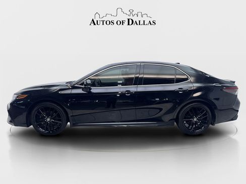 Used 2024 Toyota Camry XSE FWD image 5