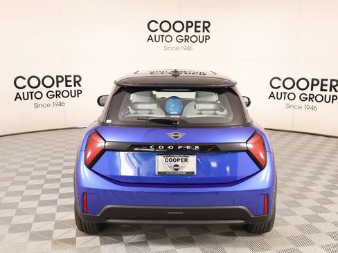 New 2026 MINI Cooper 2-Door Hardtop FWD image 21