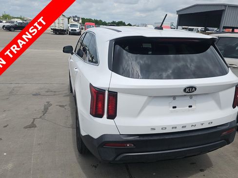 Used 2021 Kia Sorento LX FWD image 6