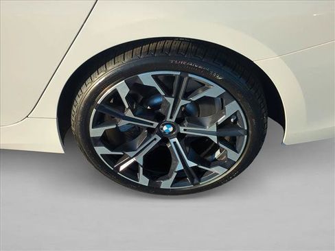 Used 2025 BMW 330i Sedan w/ M Sport Package RWD image 20