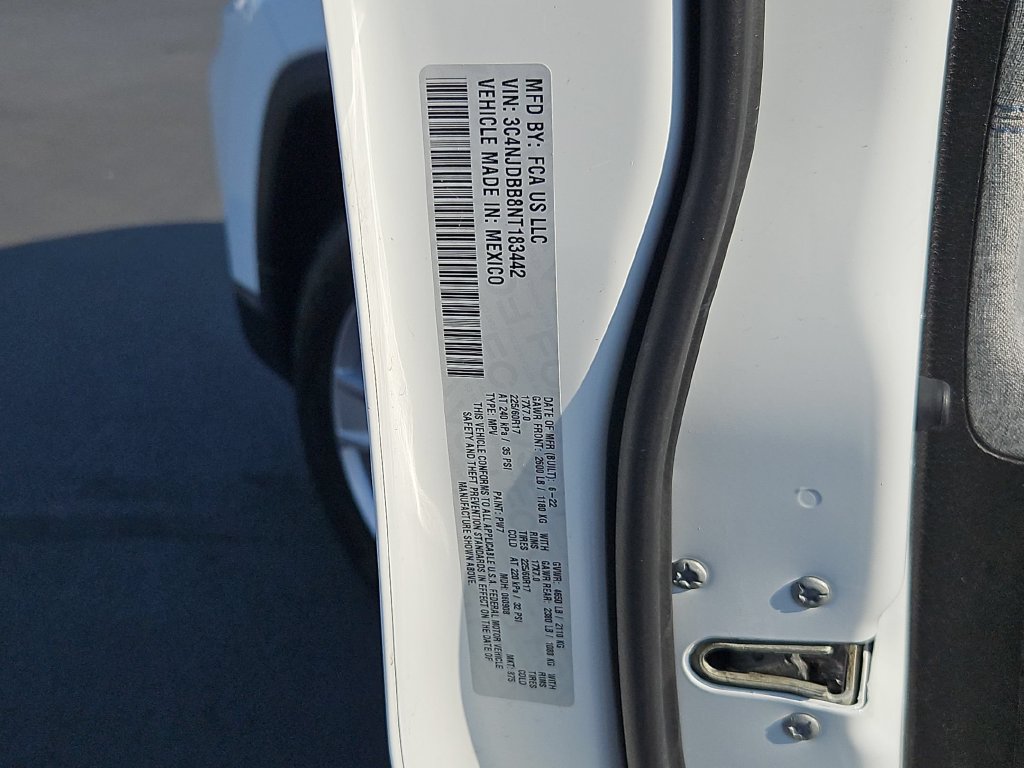 Used 2022 Jeep Compass Latitude w/ Convenience Group AWD/4WD image 32
