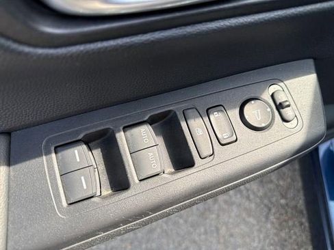 Certified 2023 Honda CR-V EX image 5
