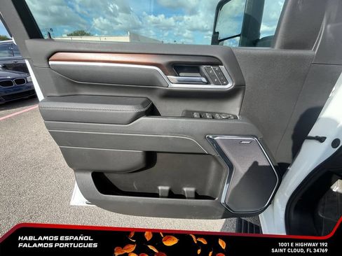 Used 2025 GMC Sierra 3500 Denali w/ Denali Reserve Package AWD/4WD image 22