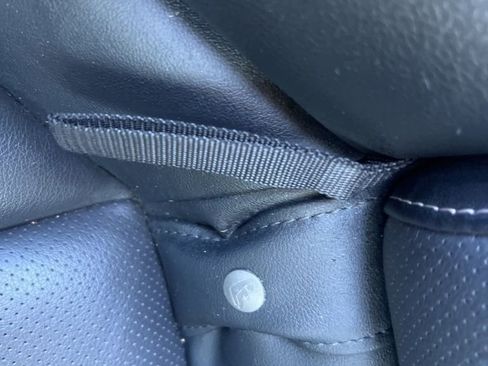 Used 2016 Subaru Forester 2.0XT Touring w/ Eyesight & Navigation System image 37