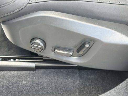 Used 2026 Volvo XC90 T8 Plus AWD/4WD image 18