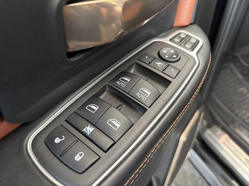Used 2024 RAM 3500 Limited w/ Towing Technology Group AWD/4WD image 16