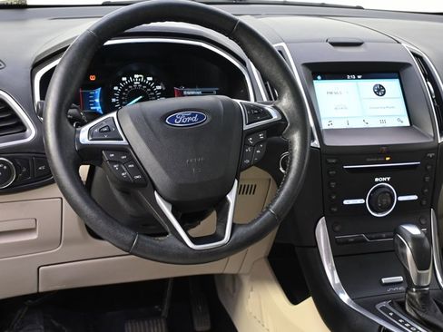 Used 2016 Ford Edge Titanium w/ Cold Weather Package AWD/4WD image 10