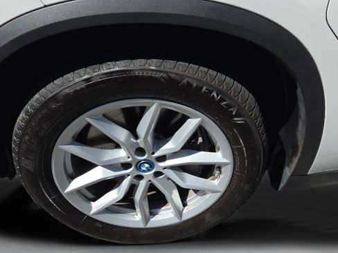 Used 2022 BMW X5 xDrive45e image 23