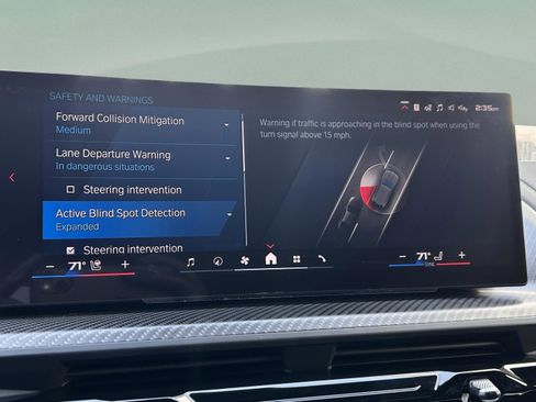 Used 2025 BMW XM image 18