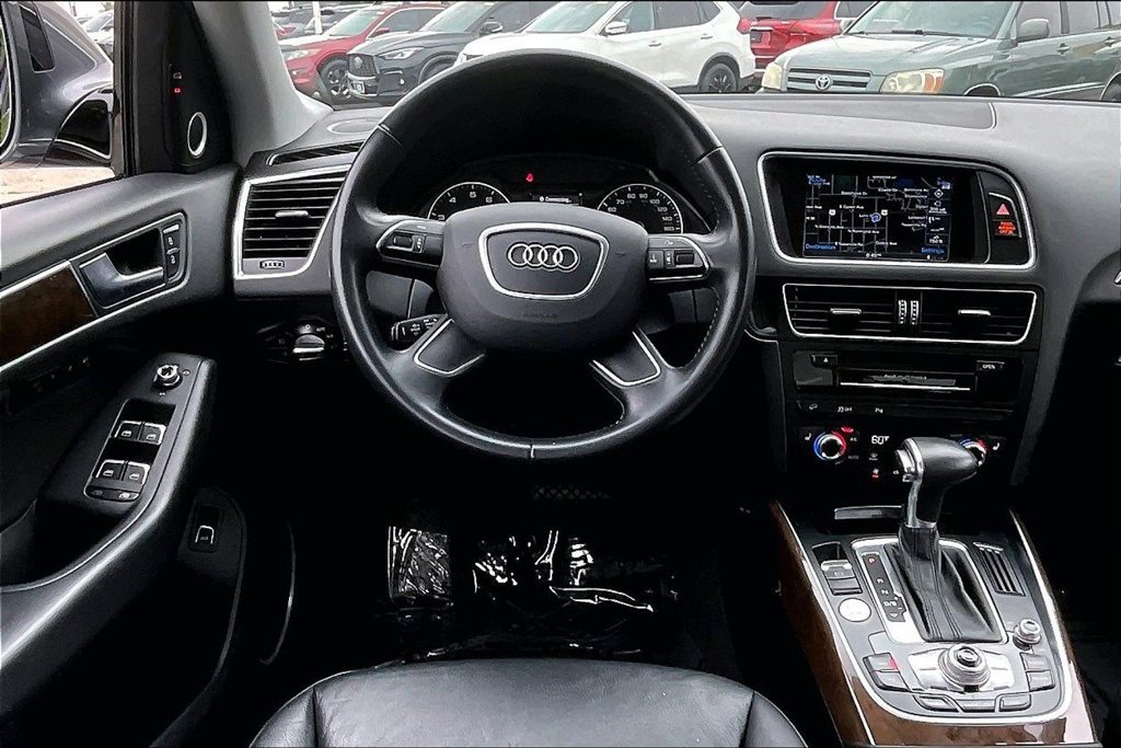 Used 2016 Audi Q5 2.0T Premium Plus w/ Technology Package AWD/4WD image 17