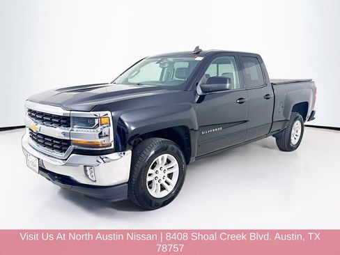 Used 2018 Chevrolet Silverado 1500 LT w/ All Star Edition AWD/4WD image 3