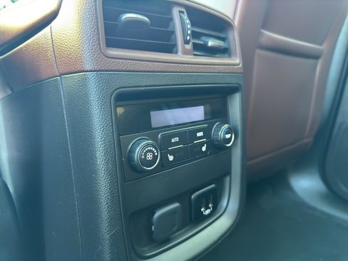 Used 2017 Buick Envision Essence AWD/4WD image 23