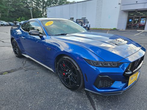 Used 2024 Ford Mustang GT Premium w/ GT Performance Package RWD image 1