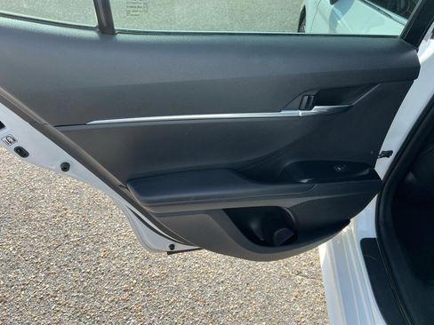 Used 2018 Toyota Camry SE w/ Audio Package image 25