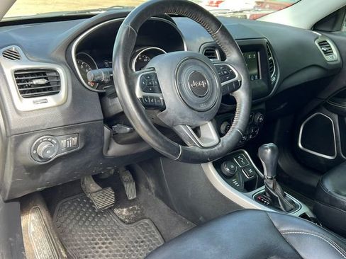 Used 2018 Jeep Compass Latitude w/ Popular Equipment Group AWD/4WD image 14
