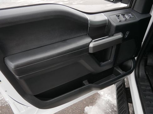 Used 2017 Ford F150 XLT w/ Equipment Group 302A Luxury image 20