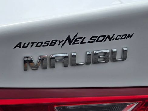 Used 2023 Chevrolet Malibu LT FWD image 17