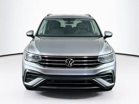 Used 2023 Volkswagen Tiguan S FWD image 2