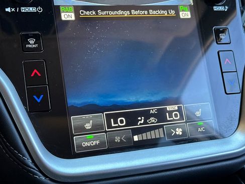 Used 2025 Subaru Outback Limited AWD/4WD image 20