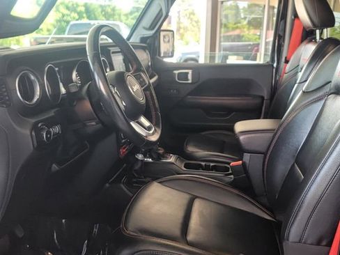 Used 2020 Jeep Wrangler Unlimited Rubicon w/ Quick Order Package 28Y Recon AWD/4WD image 9