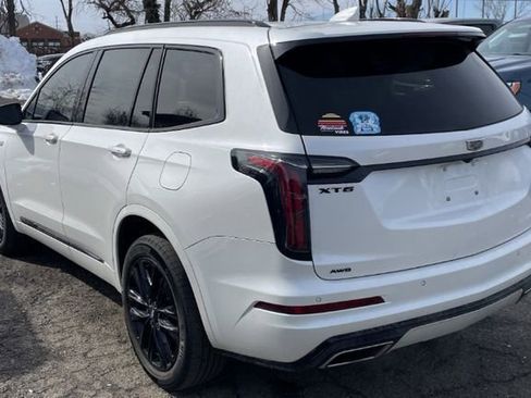 Used 2023 Cadillac XT6 Sport image 4
