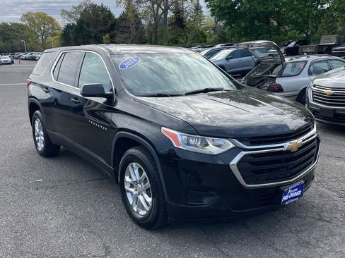 Used 2018 Chevrolet Traverse LS AWD/4WD image 9