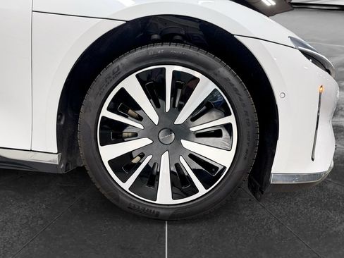 Used 2024 Lucid Air Touring AWD/4WD image 34