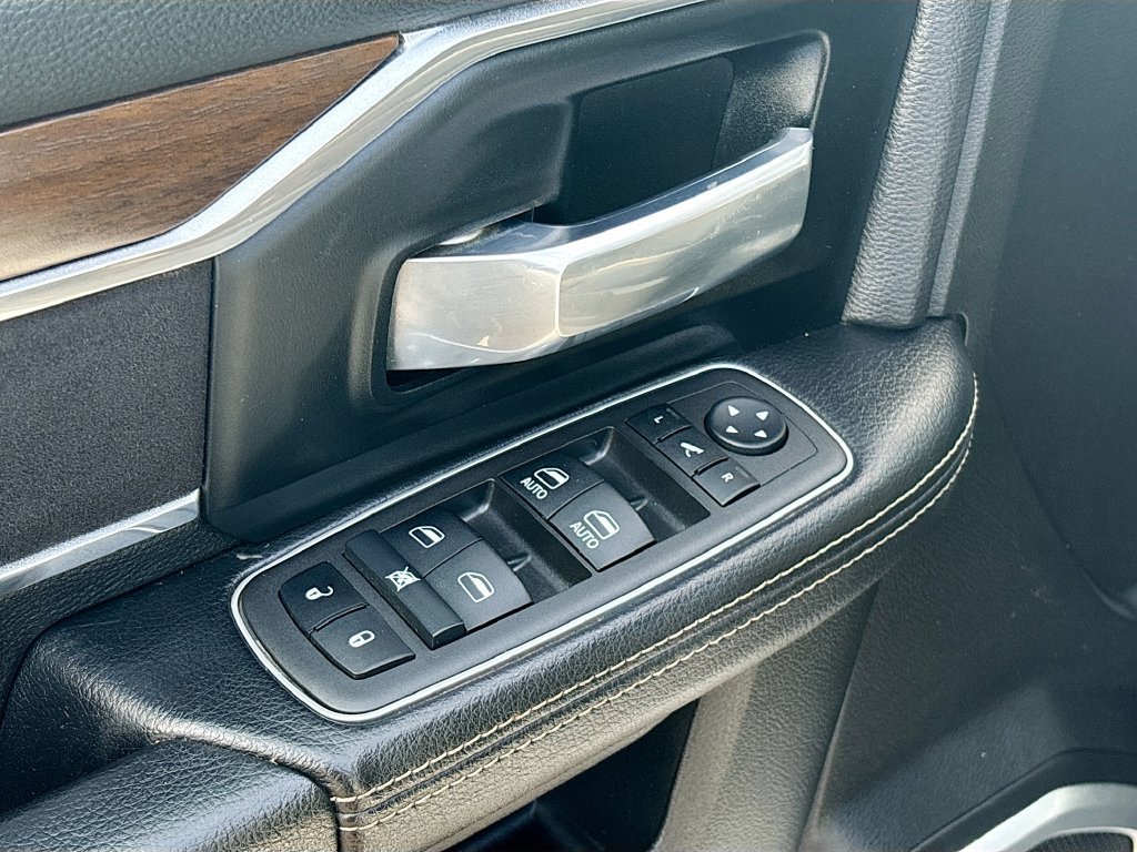 Used 2022 RAM 2500 Laramie AWD/4WD image 18