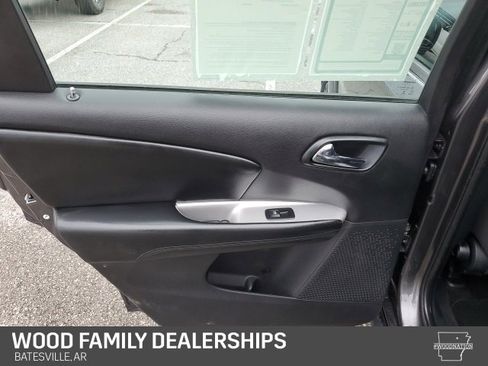 Used 2018 Dodge Journey SE w/ Popular Equipment Group image 26