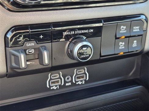 Used 2025 RAM 1500 Big Horn image 18