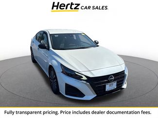Used 2025 Nissan Altima 2.5 SV FWD video 1