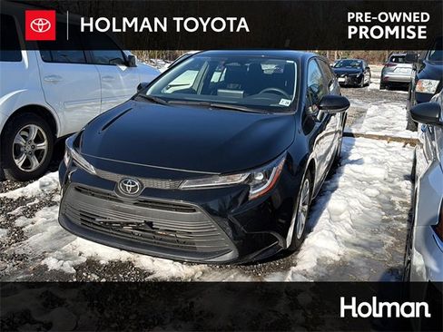 Certified 2023 Toyota Corolla LE image 1