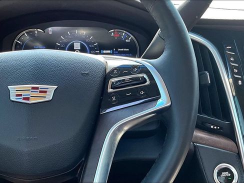 Used 2019 Cadillac Escalade Premium Luxury AWD/4WD image 21
