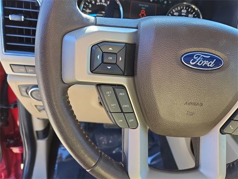 Used 2019 Ford F150 Lariat image 9