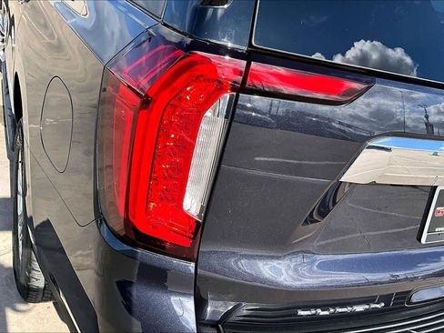 Certified 2023 GMC Yukon SLT image 28