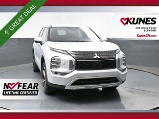 Used 2024 Mitsubishi Outlander SE video 1