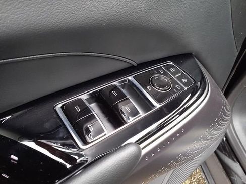 New 2025 Cadillac Lyriq Sport image 23