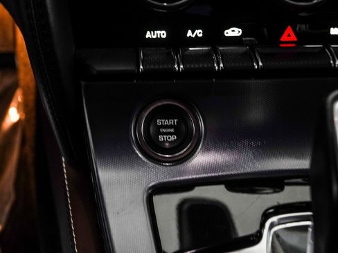 Used 2018 Jaguar F-TYPE Coupe image 19