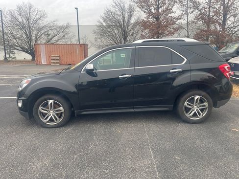 Used 2016 Chevrolet Equinox LTZ w/ Enhanced Convenience Package image 2