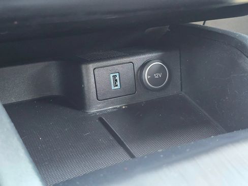Used 2020 Ford Escape SE FWD image 32
